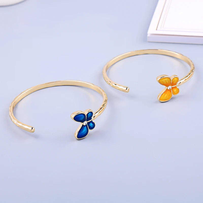 Браслет с бабочкой золотого цвета бесплатная доставка открытые браслеты