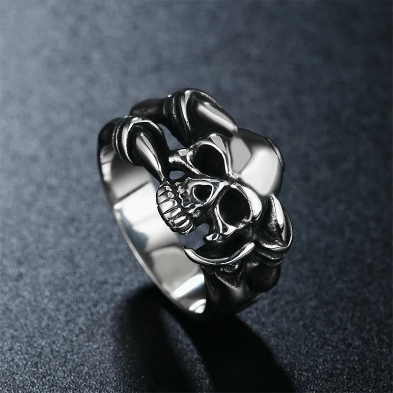 

Trendy Retro Style Fashion Skull Head Men Domineering Ring Popular Hip Hop Party Accessories Halloween Gift Wholesale