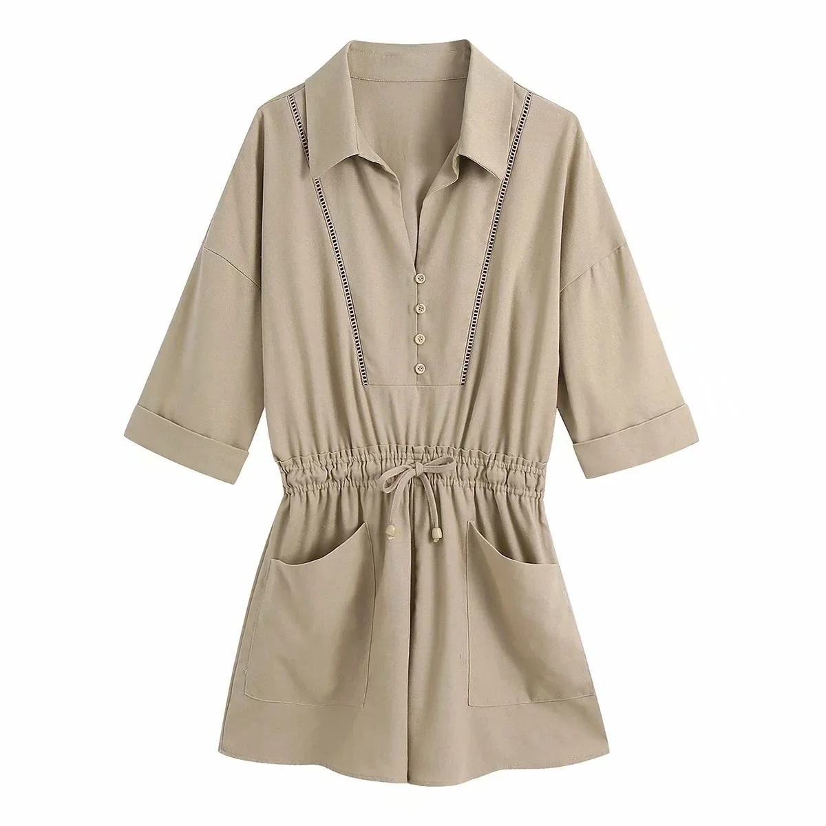 

Женский комбинезон с отложным воротником и коротким рукавом