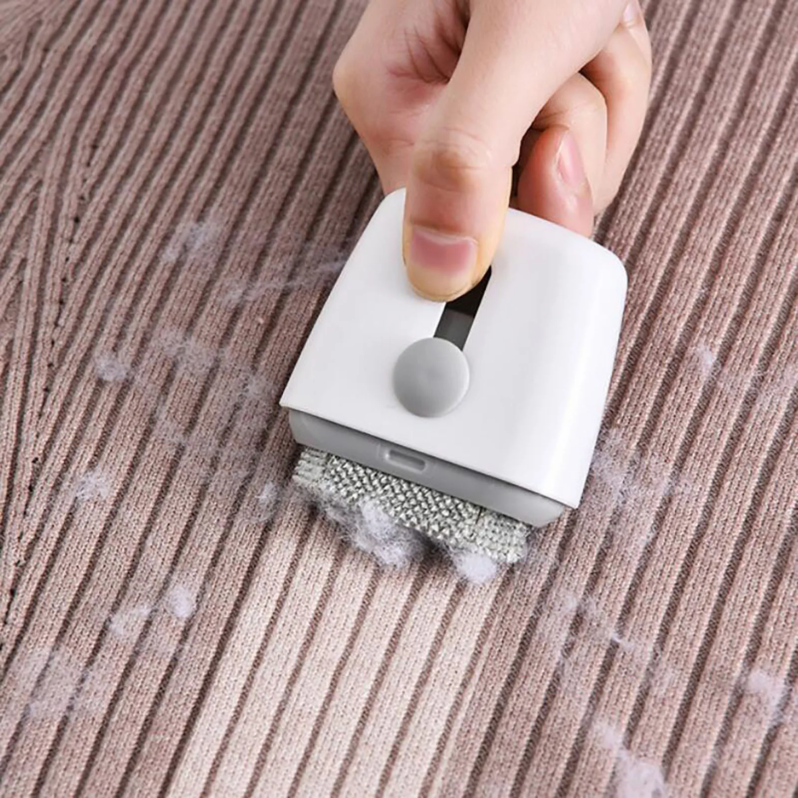

Portable Hair Remover Mini Lint Roller Lent Remover Hair-Removal Brush Double-Head Portable Clothes Sticky Dust Depilation Ball