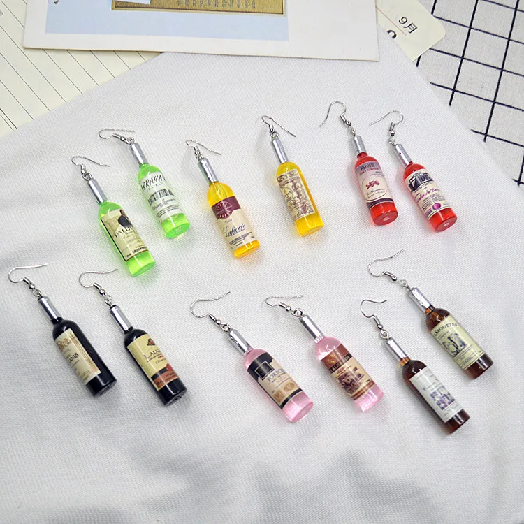 

The latest net red original wine bottle ear nail Korean funny hip-hop party accessories personality simulation bottle creative e