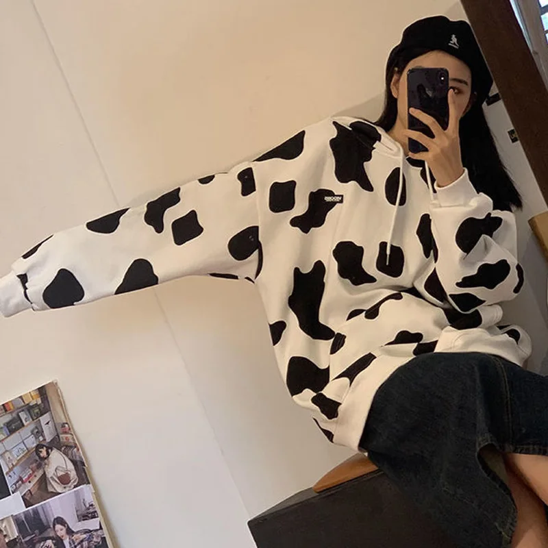 

Winter Harajuku Hoddies Loose Print Polerones Mujer Cute Dairy Cow Kpop Women Hoodie Oversized Warm Pocket Hooded Sweatshirt