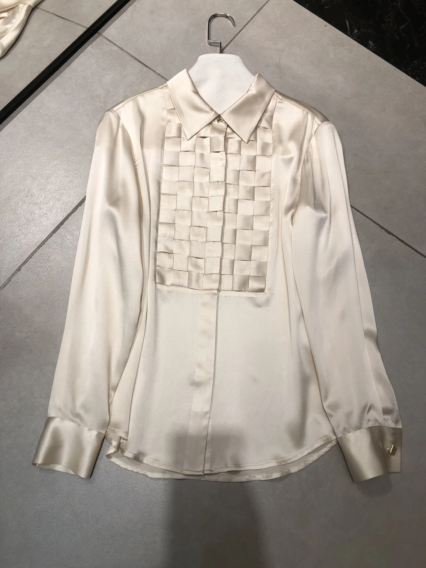 

fashion ladies 2021 new long-sleeved sexy casual solid color silk shirt 0119