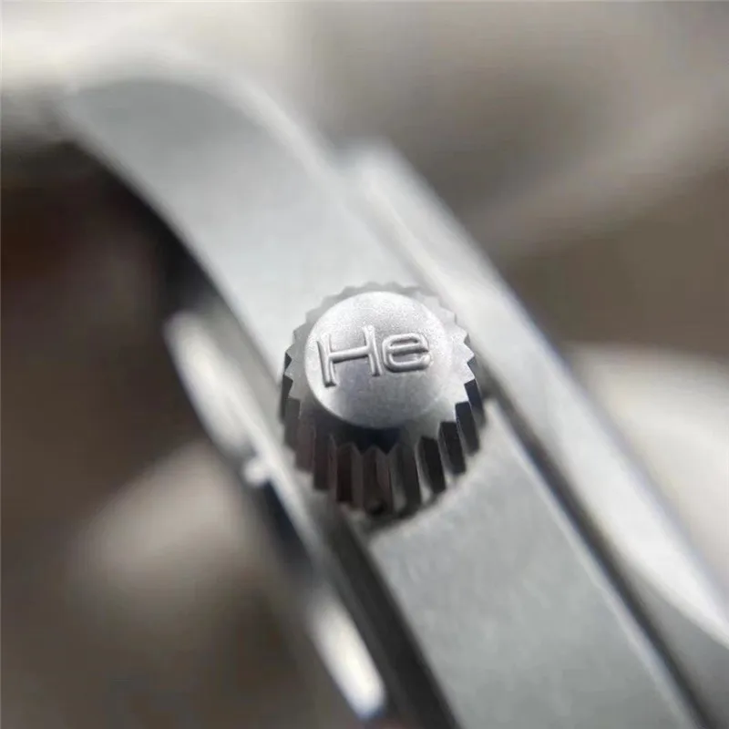 

Men's mechanical Mechanics watch 007 divier 300m No Time to Die limited edition stainless steel mesh bracelet 1:1 AAA watch