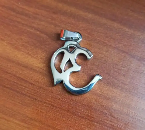 Оптовая продажа подвеска с символом Ом буддизм ювелирные изделия из нержавеющей