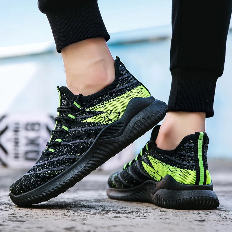 

New Summer Men's Shoes Tide 2020 Flying Weaving Breathable Men Shoes Sport Light Weight Comfortable Sneakers Leisure Mens Shoes
