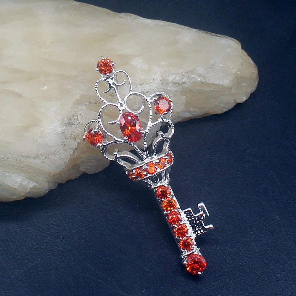 

Fashion Jewelry Unique Genuine 925 Silver Key Design Red Garnet 2021 HOT SALE Pendant Necklace Gifts for Women Girls 20213821