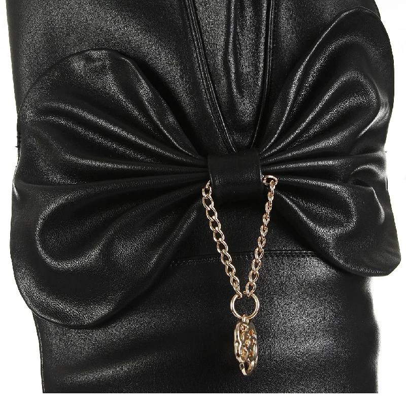 Женские зимние сапоги выше колена из натуральной кожи на низком каблуке с