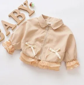 Детская куртка на молнии с длинным рукавом и оборками | одежда обувь