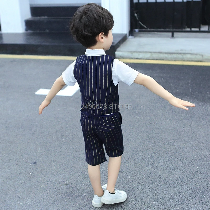 Комплект одежды из жилета и шортов для мальчиков комплект 2 предметов