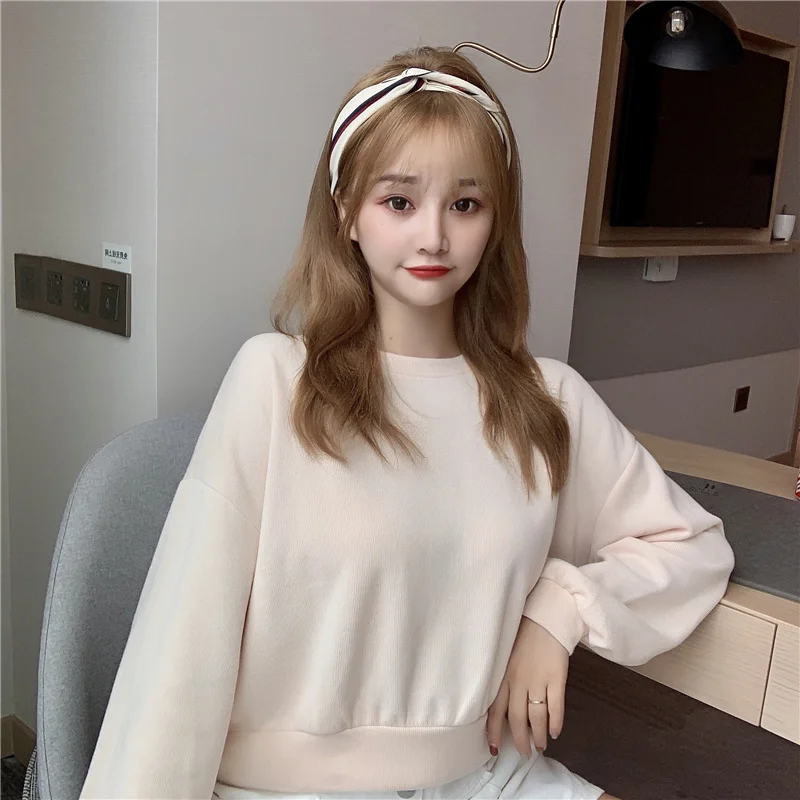 Женский короткий и простой свитер с длинными рукавами | Женская одежда