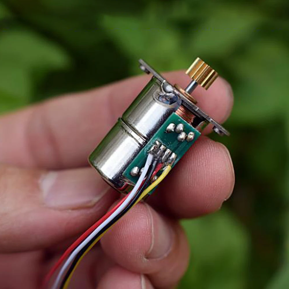 

Micro 15mm Stepper Motor 2-phase 4-wire Small Elongated Type Step DC Motor Large Torque Step Angle 18 Degrees Fr Car Accessories