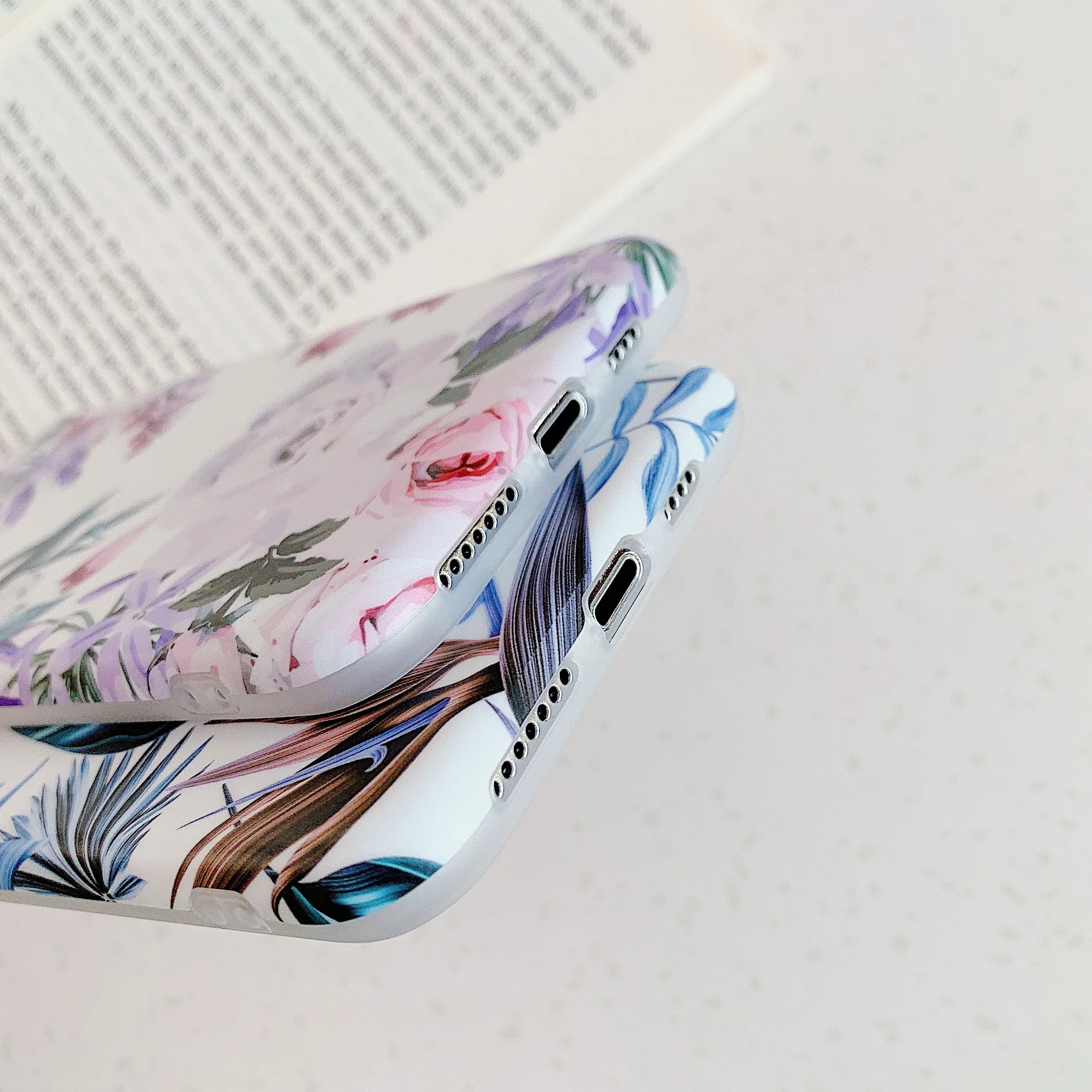 

Soft Silicone Phone Case For iPhone 11 Pro Max 8 7 Plus SE 2020 Rose Floral Leaves Cover For iPhone X XS Max XR TPU Flower Case