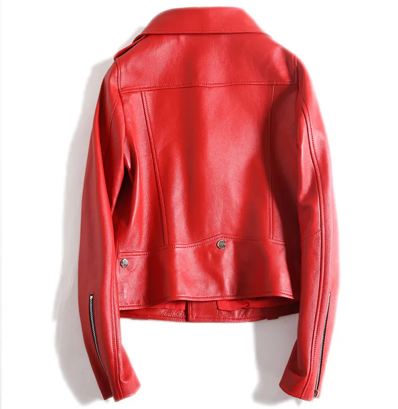 Женская мягкая куртка из натуральной овечьей кожи красная или черная облегающая