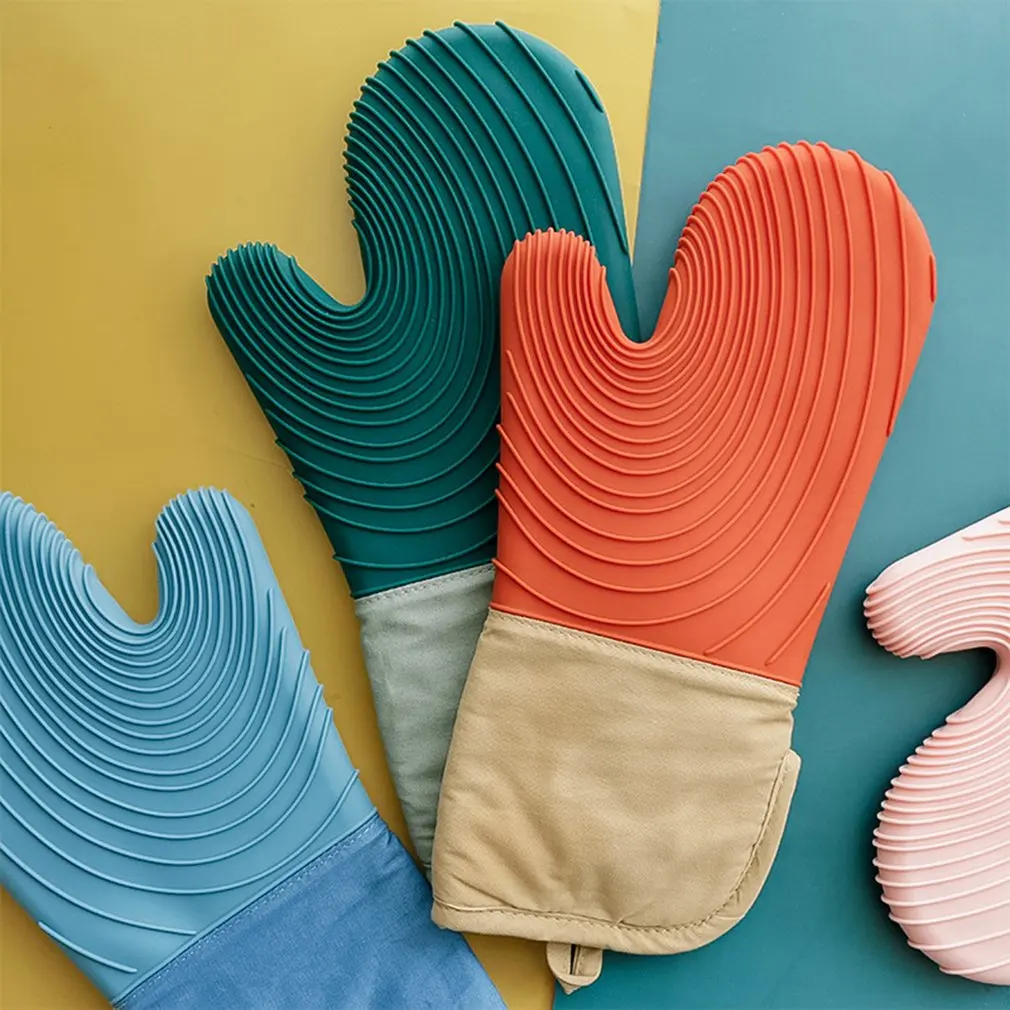 

Simple Thick Silicone Heat-proof Gloves Insulation Baking Gloves Kitchen Supplies With Hanging Hole Design