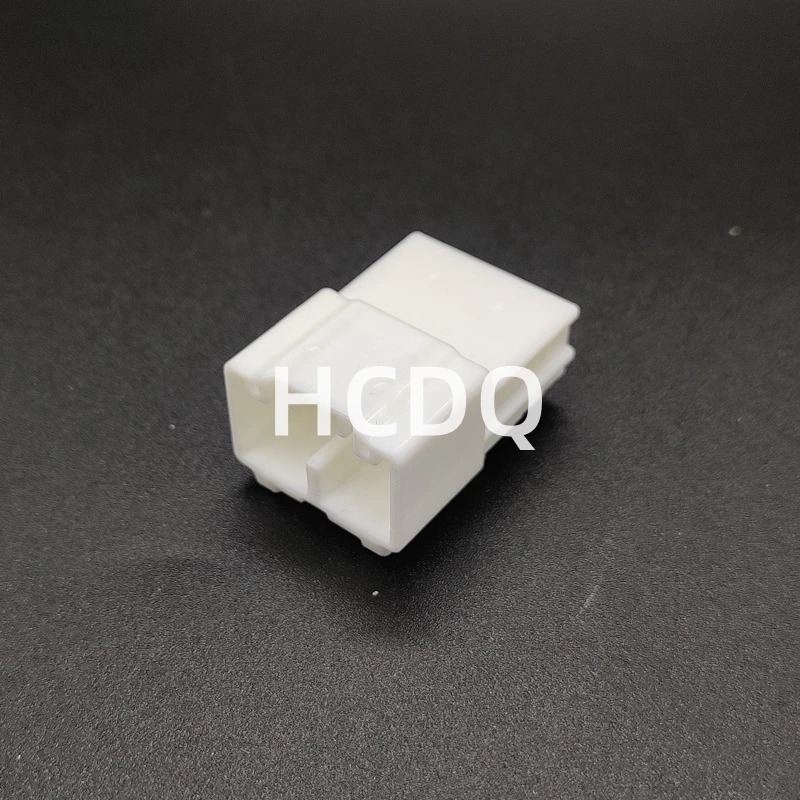 The original 90980-12744 18PIN Male automobile connector shell and connector are supplied from stock