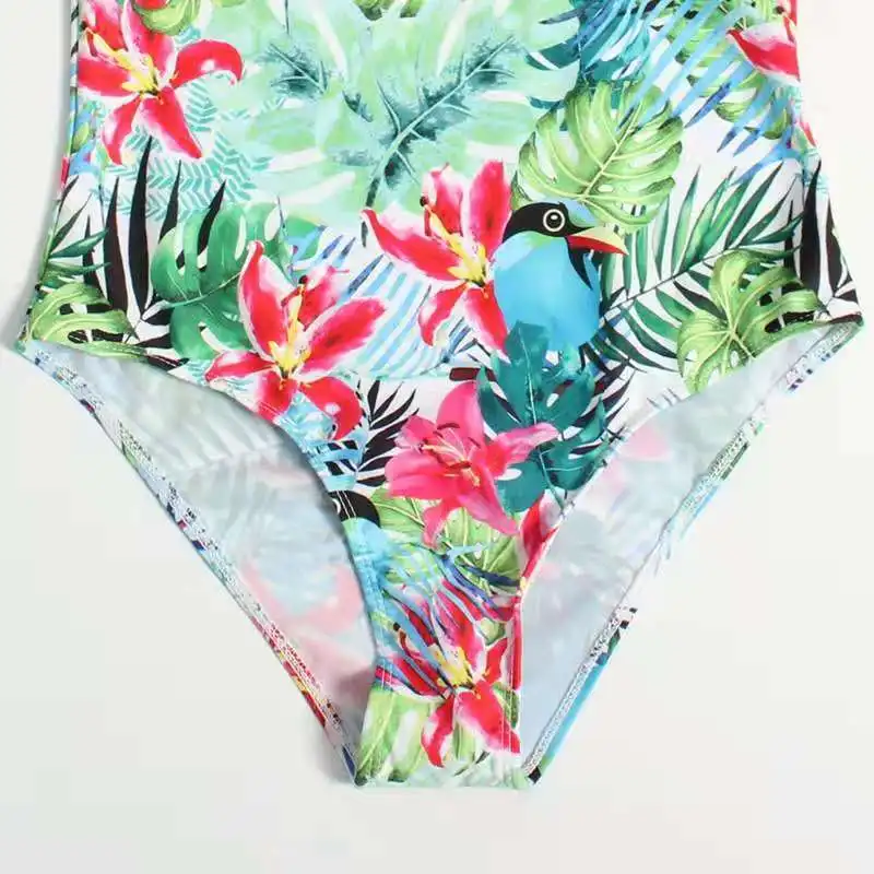 2021 New Plus Size Ladies One-Piece Print Slimming Belly Bikini Sexy Hot Spring Conservative Swimsuit Fat Swimsui | Спорт и