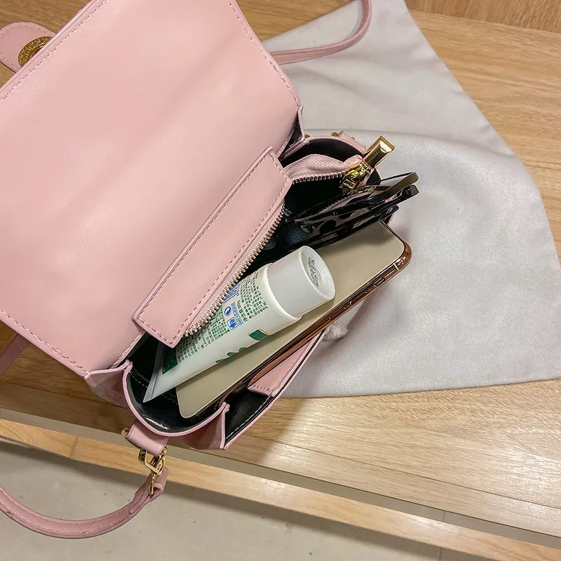 

Women's premium texture luxury shoulder bag 2021 new fashion designer pearl chain handbag wildh messenger bag