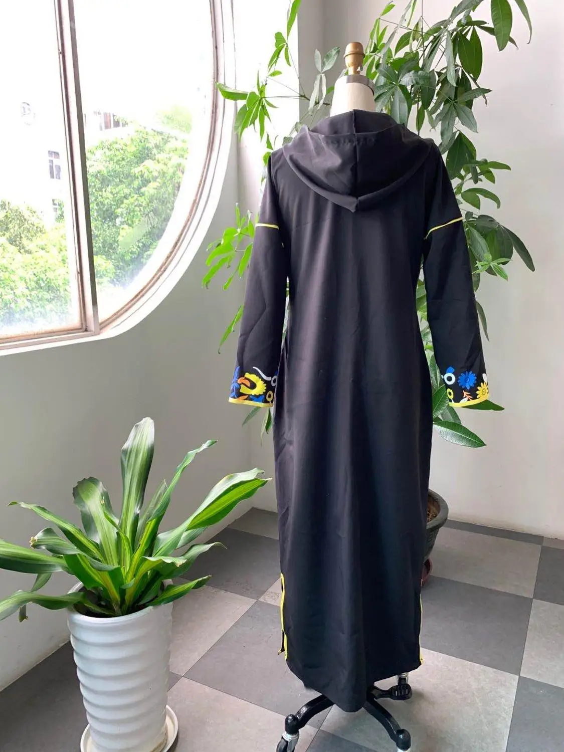 Осеннее женское длинное платье 2021 модное с цветочным узором застёжкой-молнией и