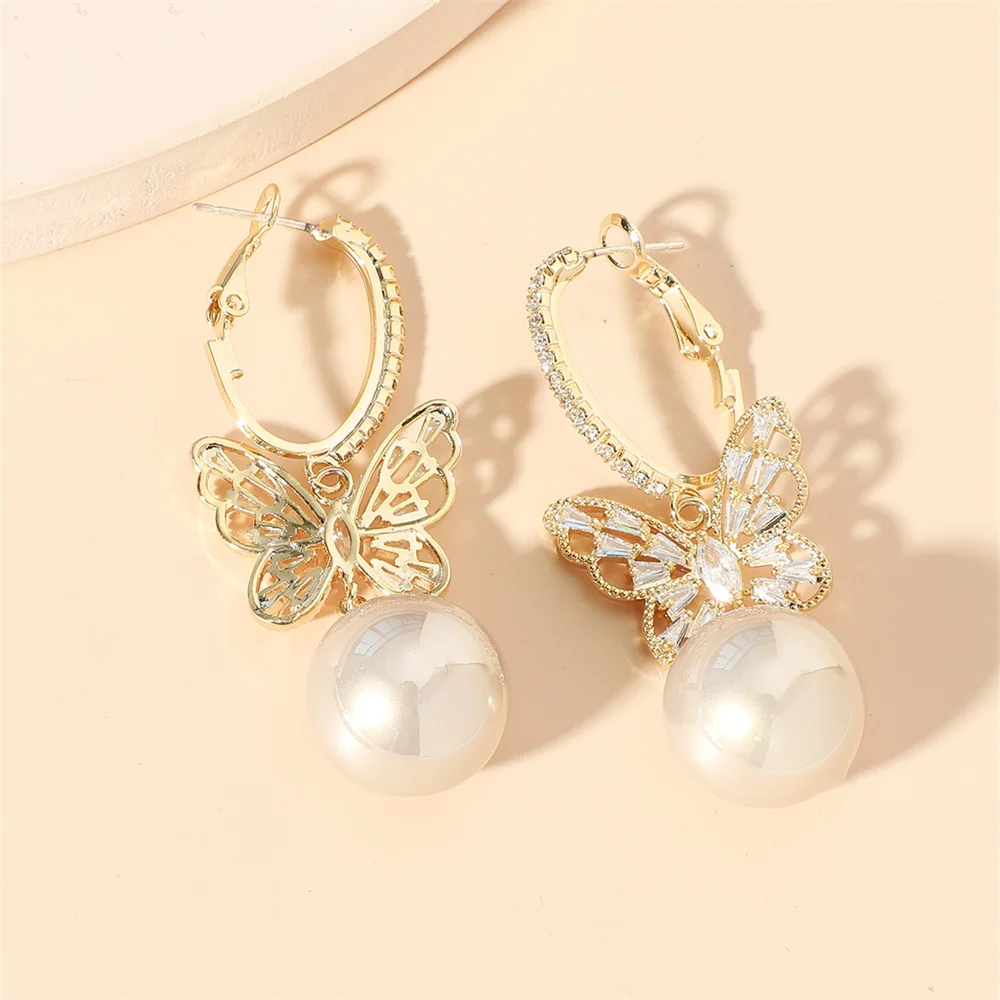 

Butterfly Crystal Pearl Drop Earings For Woman Golden Copper Rhinestone Wedding Pendant Earrings Korean Fashion Jewelry