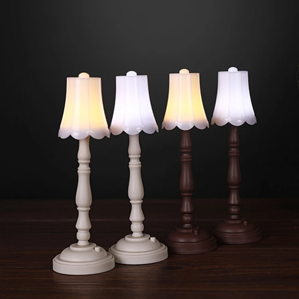 

Mini Retro Table Lamp Lotus Shape LED Night Light Bedroom Bedside Lamp Floor Lamp Light Eye Protection Book Lamp Holiday Decor