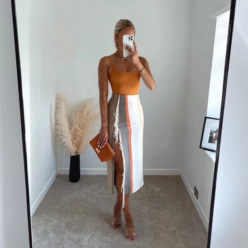 

Uniera 2021 Za women's autumn European and American style new versatile high waist thin women's tassel skirt trend