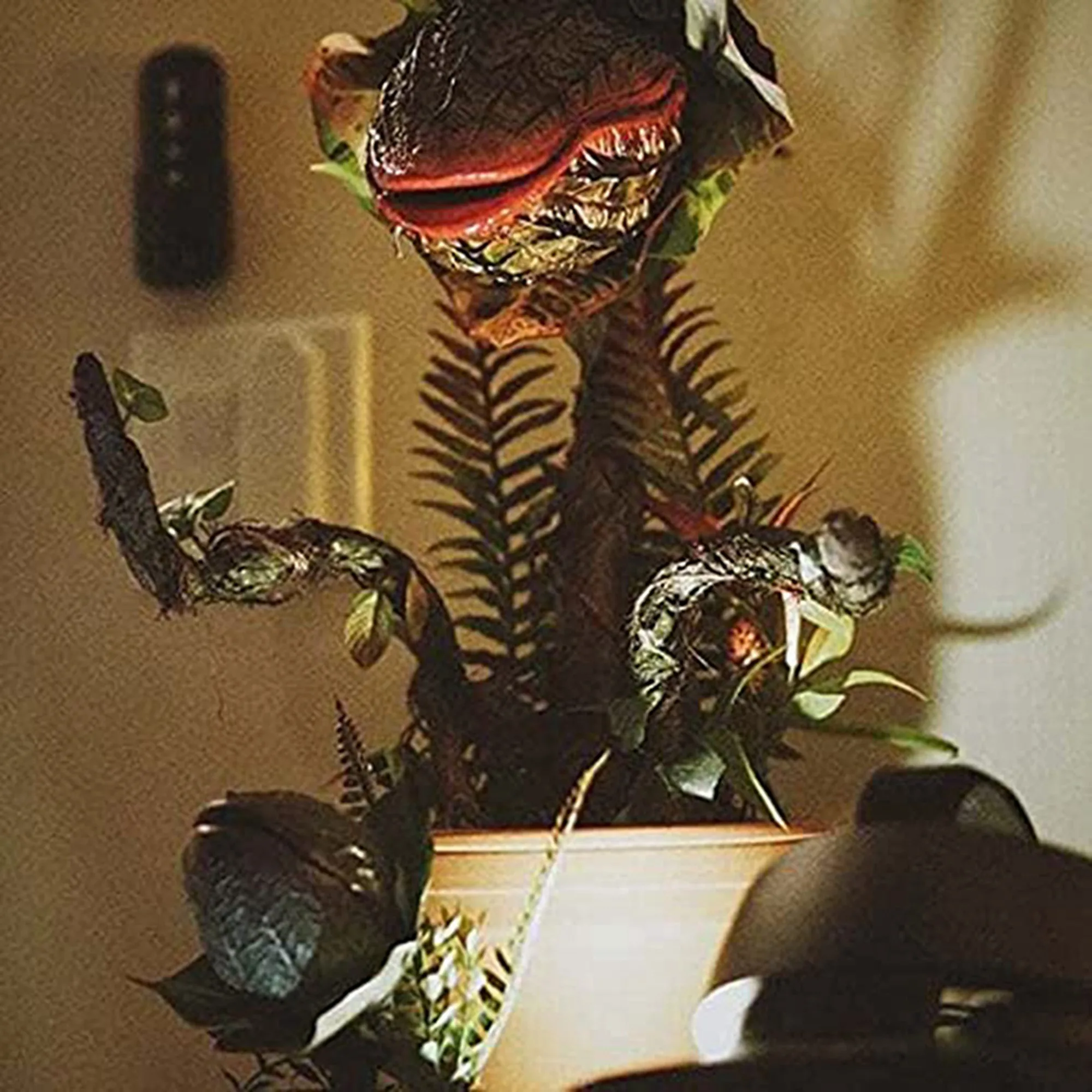 Piranha Decoration without Pot Movie Props Horror Halloween Unique Flower Accessory | Дом и сад