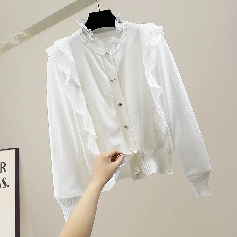 

Shirts & Blouses