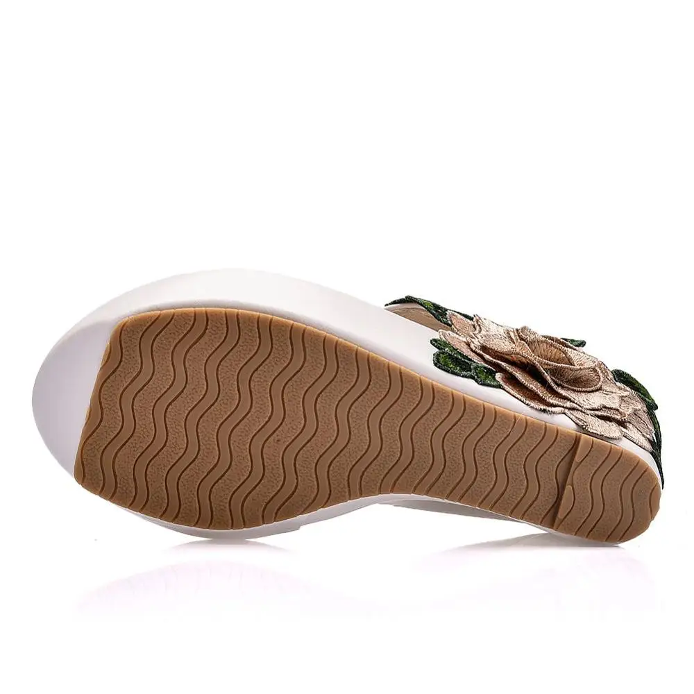 Шлепанцы женские на платформе повседневные сандалии с кристаллами высокий