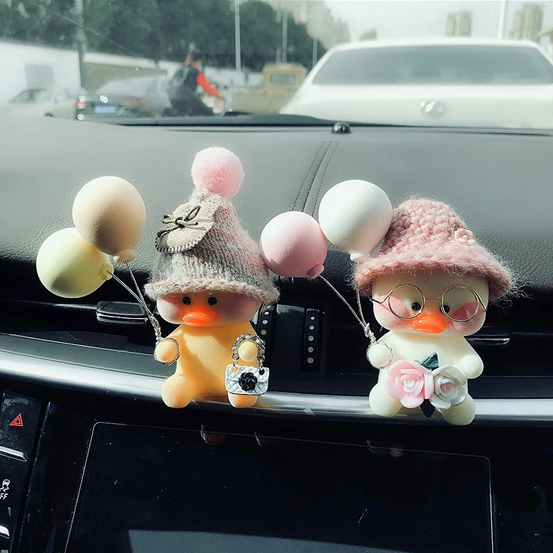 

1PCS Creative Car Interior Air Outlet Clip Cute Duck Car Decoration Car Female Air Conditioning Aromatherapy Clip Car Decoration