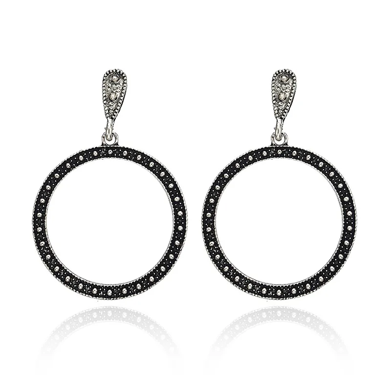 Южнокорейские универсальные серьги в сеточку красные такие же темпераментные