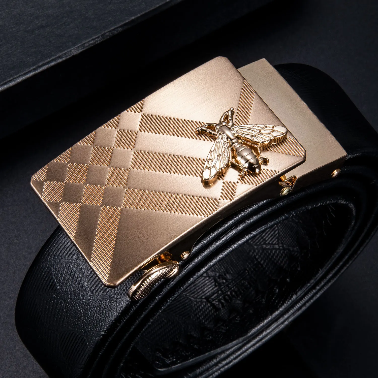 Роскошный мужской ремень из натуральной воловьей кожи Barry. Wang однотонный черный с