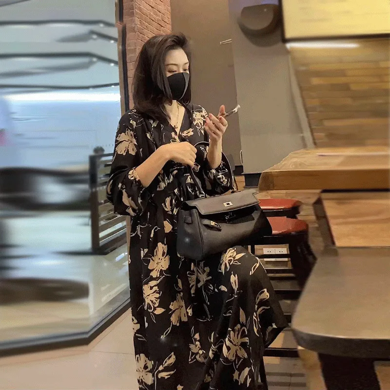 

High Quality Retro Flower Print Long Sleeve Loose Sundress For Muslim Women Ethnic Style Bohemian Chiffon Beach Maxi Dresses