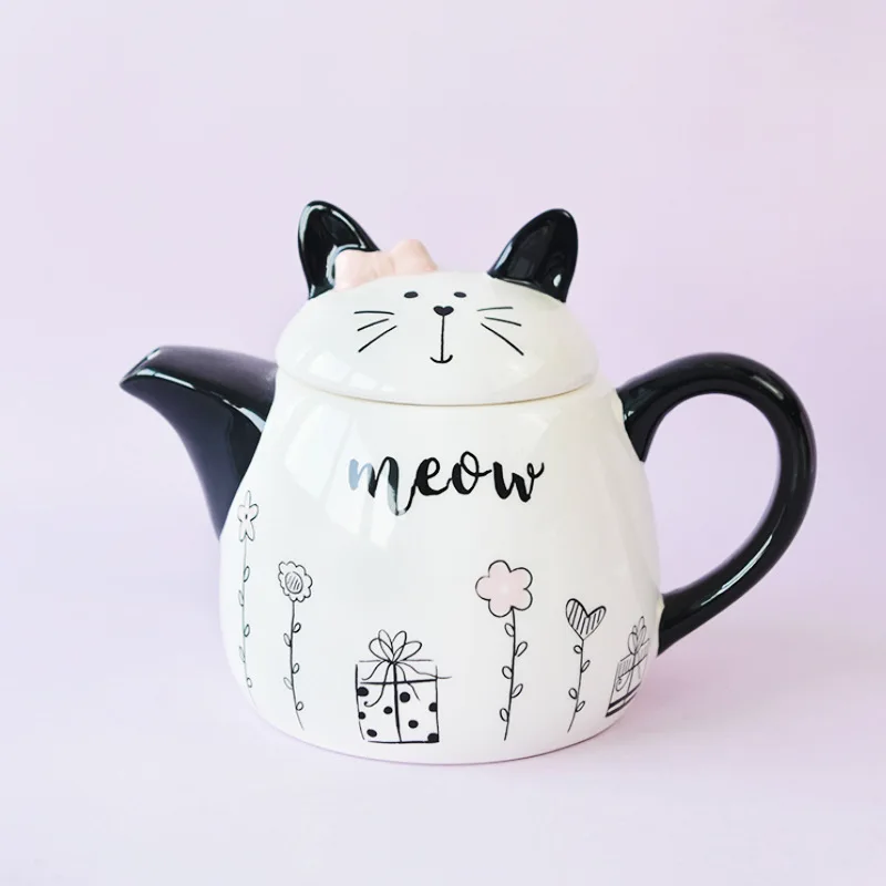 

France romantic cute cat cartoon European and American black and white ceramic teapot gift home tea set decoration.