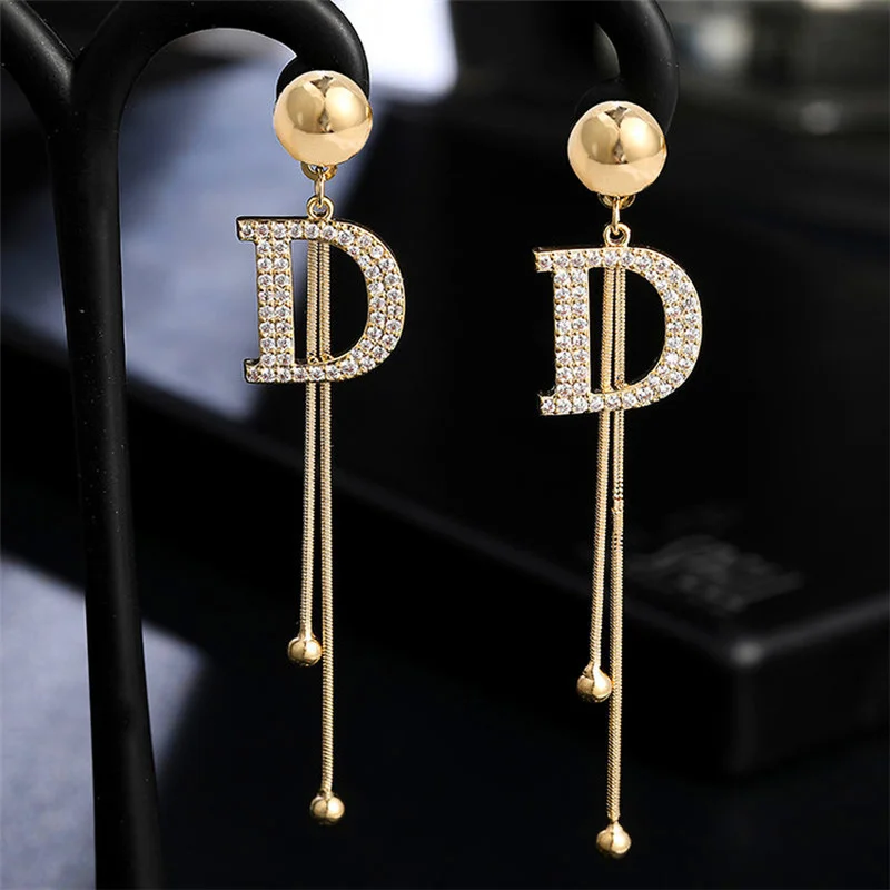 

JINGLIANG 2020 Ladies Crystal Big Long Tassel g Earrings Letter D Drop Earrings For Women Female Wedding Jewelry