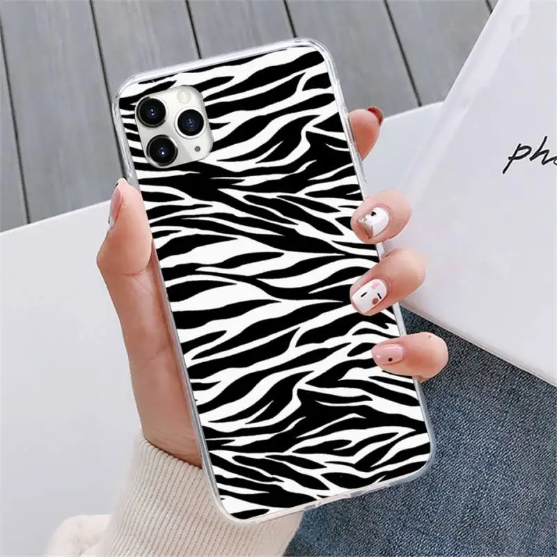 

Zebra Striped Black White Anima Phone Case For iphone 12 5 5s 5c se 6 6s 7 8 plus x xs xr 11 pro max mini