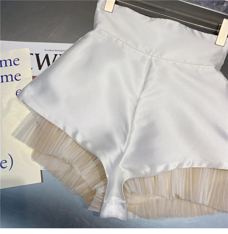 

2021 Summer Short Pants New French Mesh Stitching Lining Exposed Design Temperament Women High Waist Slimming Wide Leg Shorts