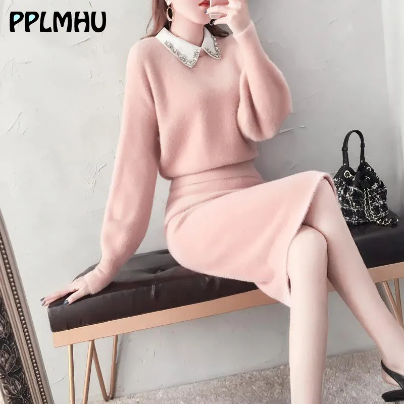 Костюм женский зимний из искусственной норки и кашемира элегантный облегающий