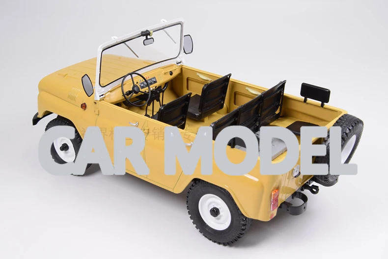 1:18 Масштаб сплава игрушечных транспортных средств Советского Союза UAZ-469 модель автомобиля SUV детских игрушечных автомобилей Аутентичные детские игрушки