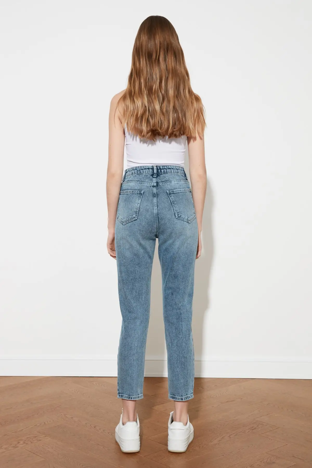 Рваные джинсы с высоким берцем для мамы TWOSS20JE0180 |