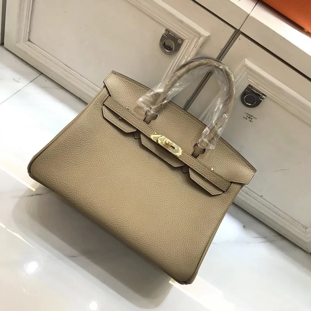 

h bag, 2020, litchi