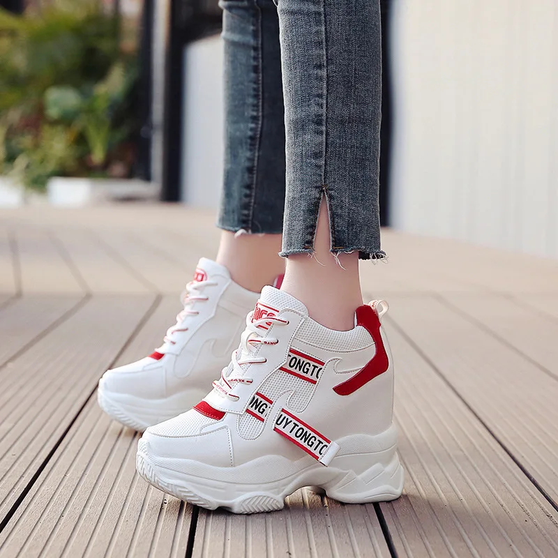 

Retro Women's Platform Shoes Fashion Lace-up Wedge Heel Breathable Casual Inner Heightening Comfort Sneakers Vulcanized Shoes