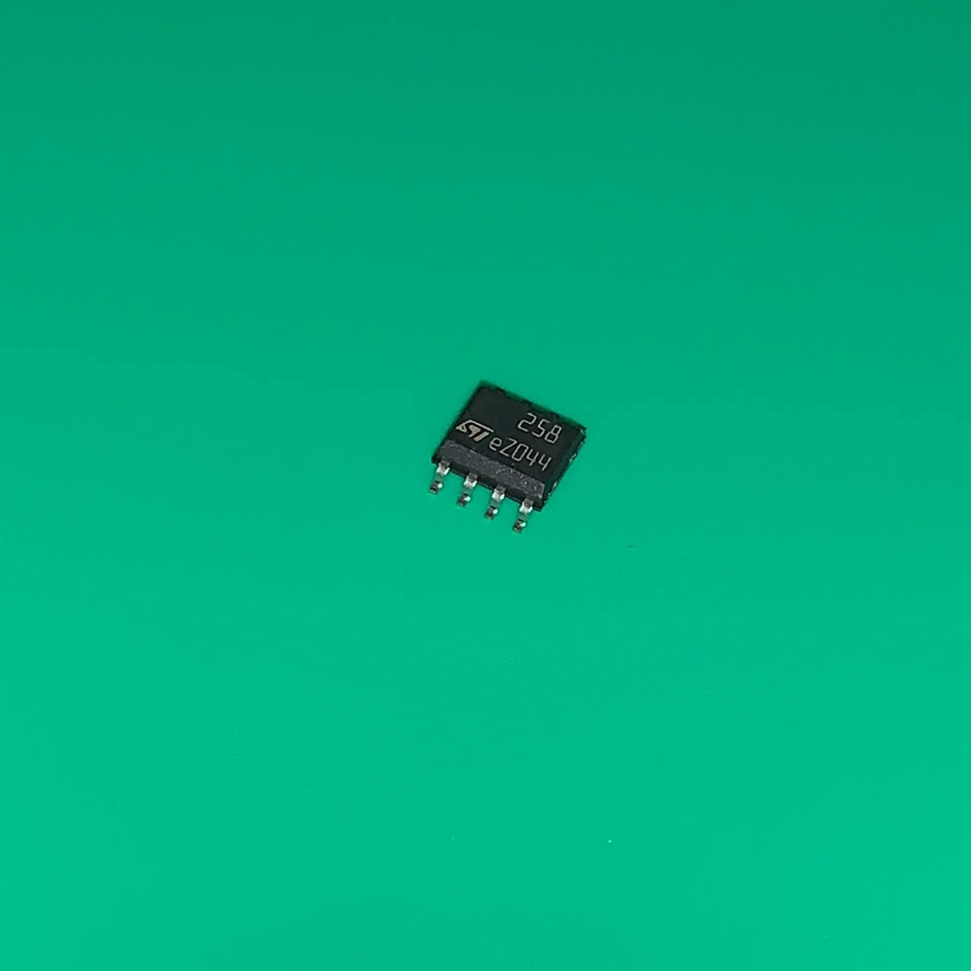 

50pcs/lot LM258DT SOP8 LM 258 DT Low power dual operational amplifiers IC OPAMP GP 2 CIRCUIT 8SO LM258D T LM258 D 258DT 258D