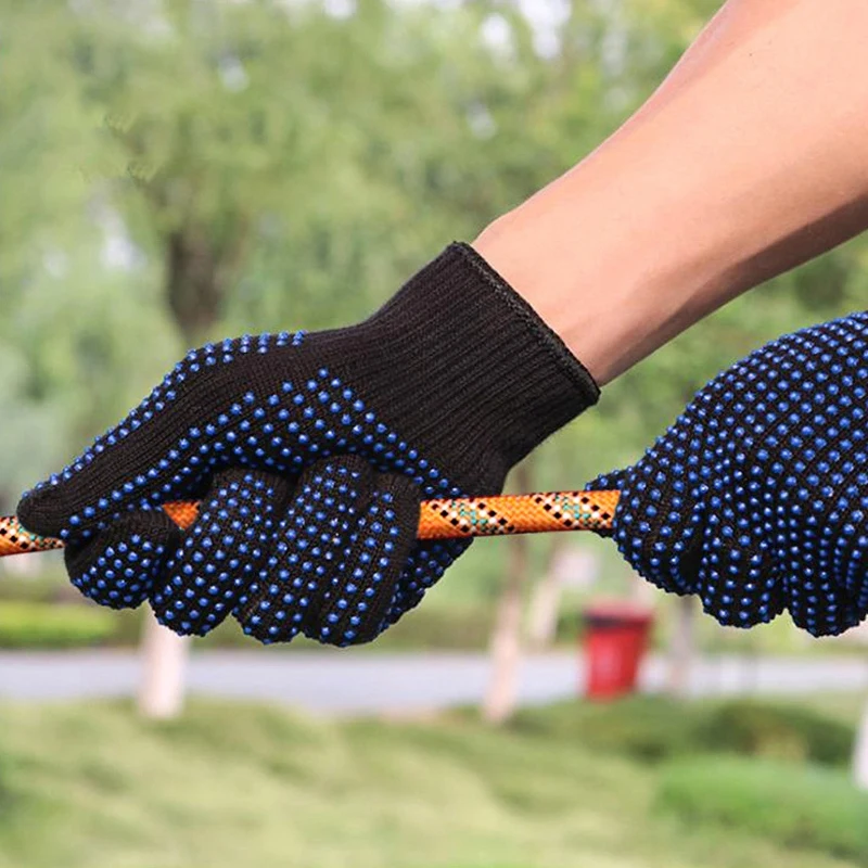 

Outdoor Climbing Safety Rope 8mm Diameter Rock Climbing Rope 10M(32Ft) with Safety Working Gloves Climbing Equipment Kit