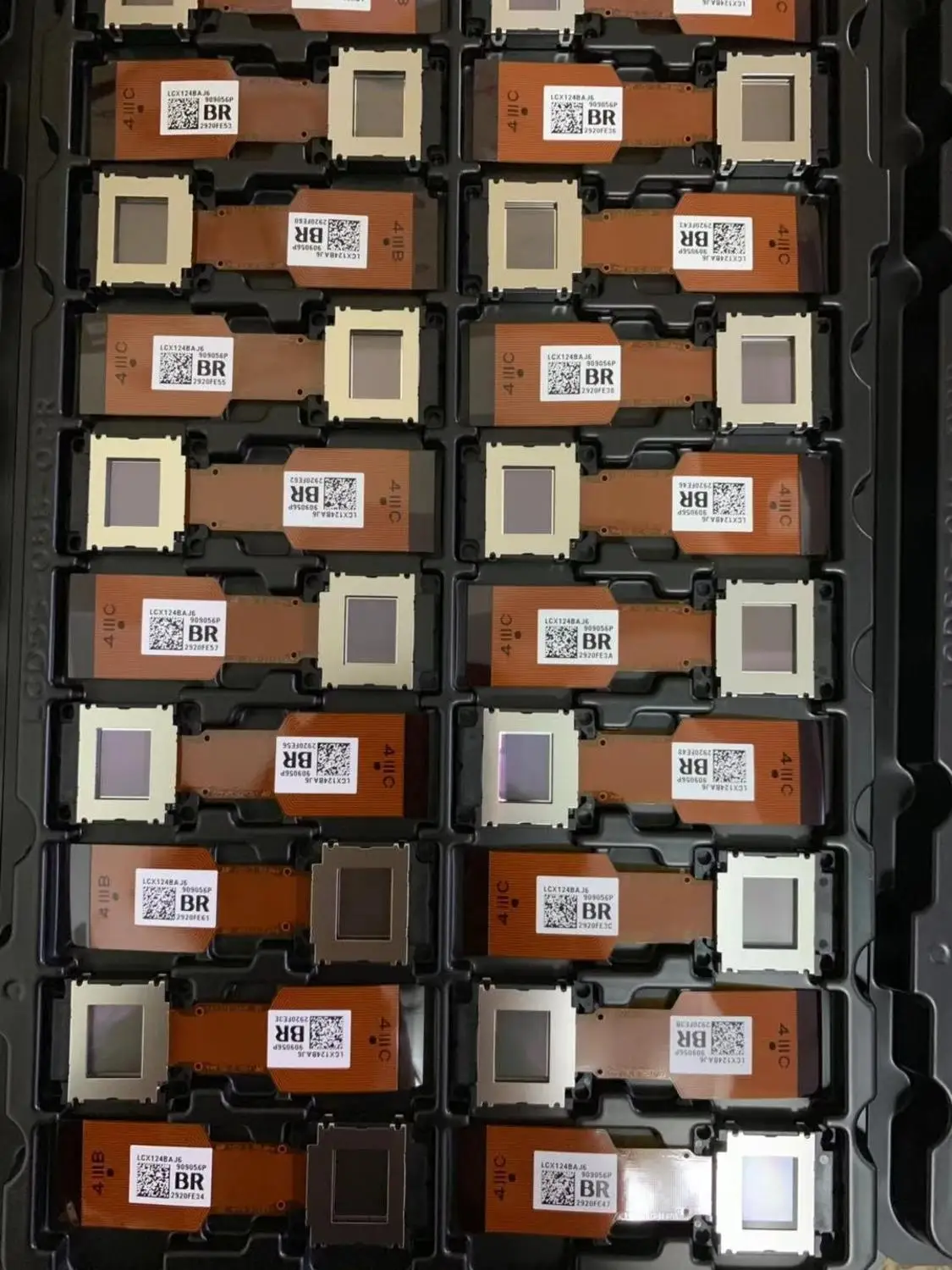 100% оригинальная новинка LCX111/LCX101/LCX094/LCX124/LCX118 призматическая ЖК панель/цельный