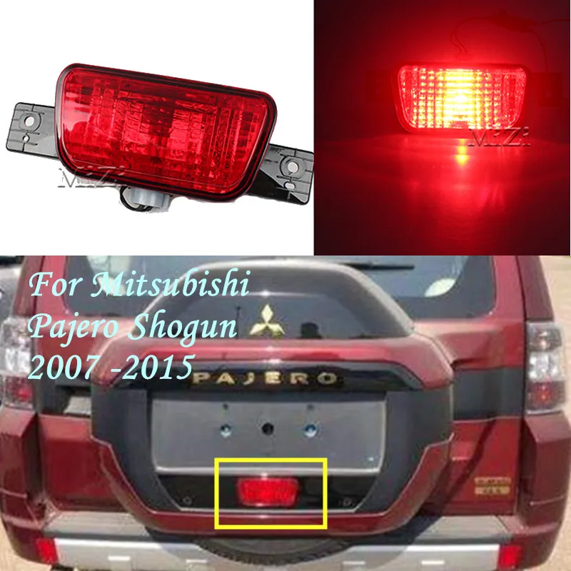 Светильник рь для заднего бампера Mitsubishi Pajero Shogun 2007 2008 2009 2010 2011 2012 2013 2015 новая