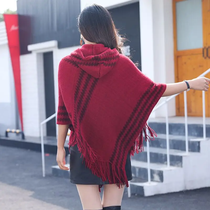 Женский однотонный плащ с круглым вырезом и кисточками для волос свободная шаль