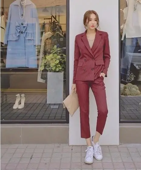 Женский офисный костюм двубортный блейзер в полоску и брючные костюмы высокое