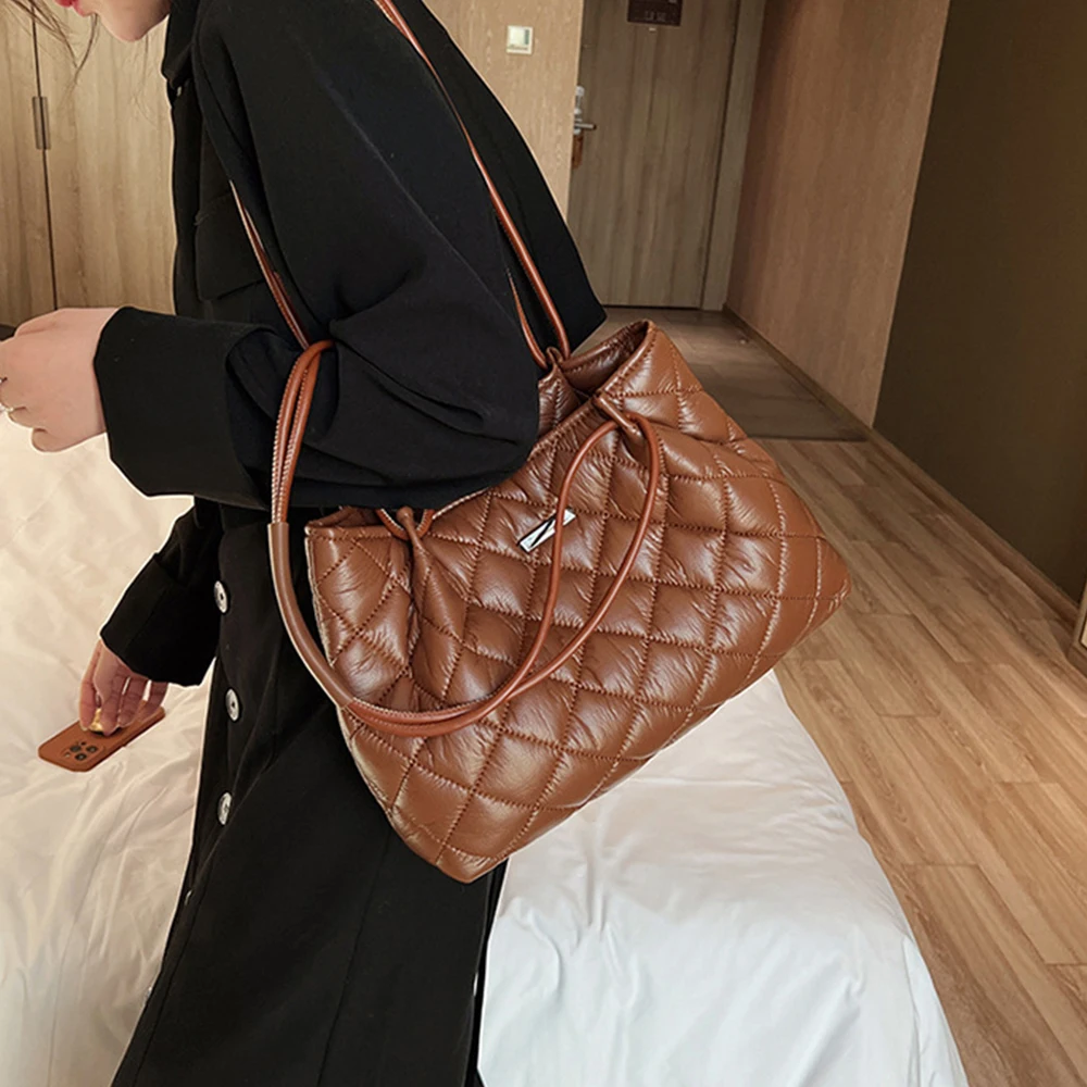 

Brands Big Lingge Quilting Tote Women's Handbags Luxury Down Padded Women Shoulder Bag Cotton Pad Bucket Bags for Women 2022 New