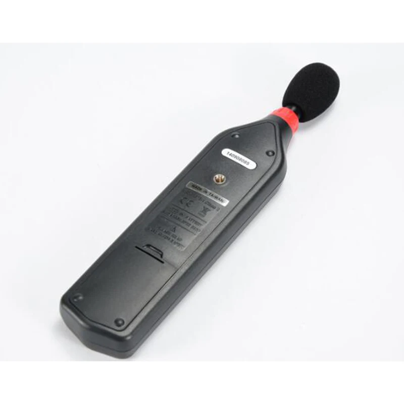 Измеритель уровня звука CENTER 32 (IEC 61672 1 класс 2 экономичный) соответствует